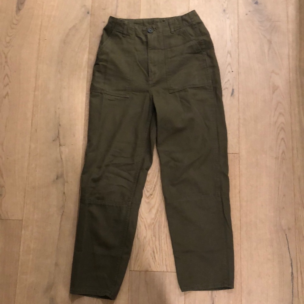 Green H&M cargo pants size EU36 or US 4